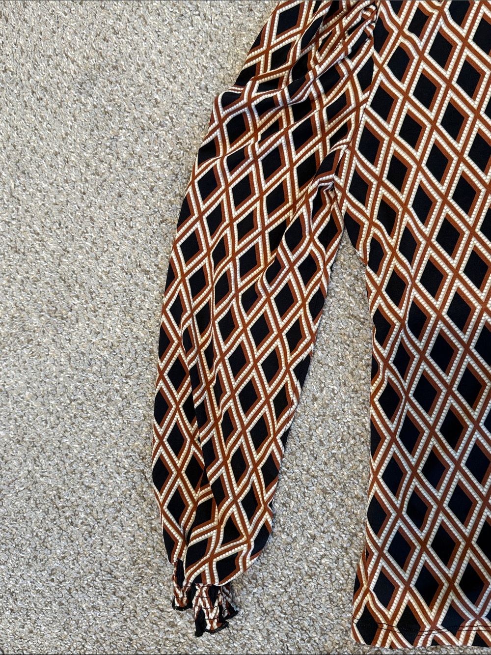 Diamond-Patterned Top - Picture 5 of 10